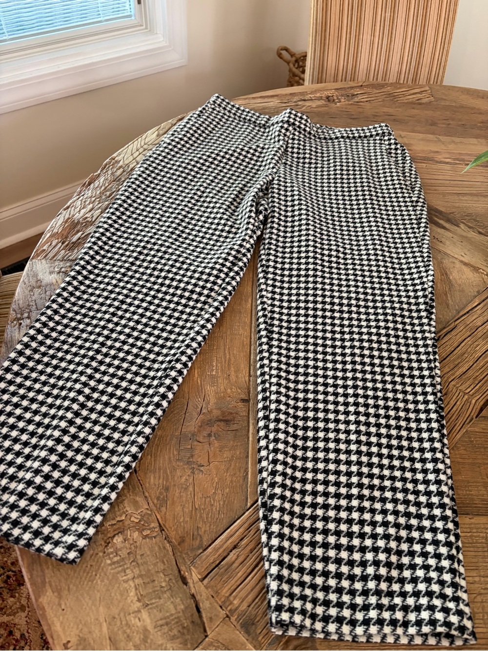 Women’s Old Navy Houndstooth Design